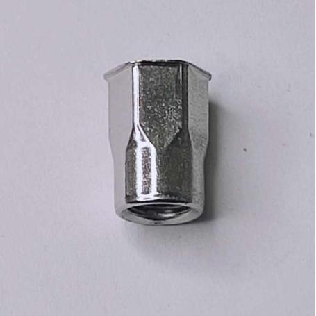 TUERCA REMACHABLE SEMI-HEX M8 S/ALA ZINCADO ACERO GRIP 0,5-3MM