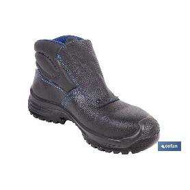 BOTA PIEL NEGRO CIERRE VELCRO S3 MODELO URIAN T 46
