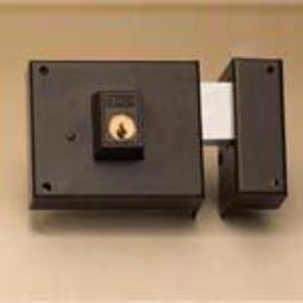 CERRADURA DE SOBREPONER DE UN PUNTO DE CIERRE 124 CON SOLO PALANCA, CILINDRO FORJADO, ENTRADA DE 50MM, CAJA DE 100M