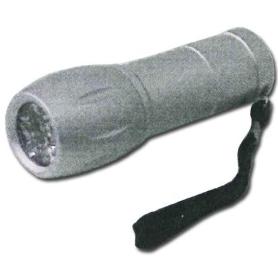 LINTERNA FINSTOCK ALUM 28 LEDS BL PILAS INCLUIDAS 14026