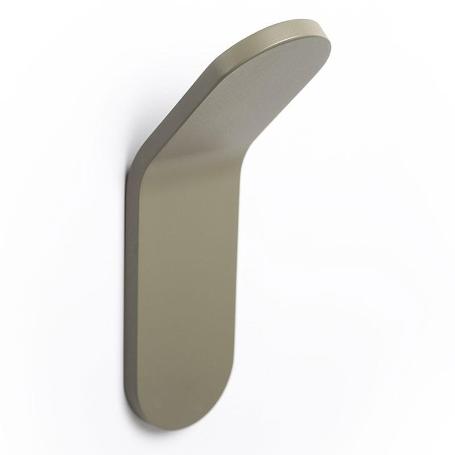 PERCHA TIK 40X125X47 GRIS MUSGO  CON ADHESIVO 3M. RESISTENCIA 5KGS.