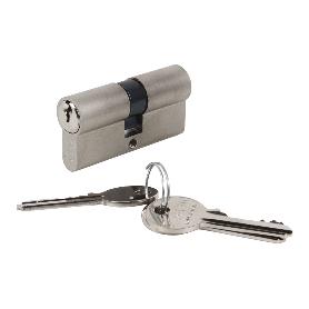 CILINDRO 30/30 LLAVES IGUALES- LEVA LARGA- NÍQUEL MATE (CCC)