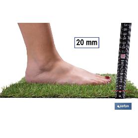 CÉSPED ARTIFICIAL 20 MM (1X4 M) 15.750 PUNTADAS/M2