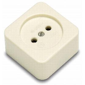 BASE ENCHUFE SUPERFICIE 16A.250V (REF.2201)