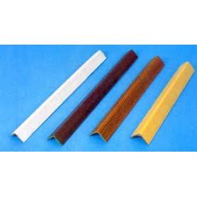 ESQUINERO ADHESIVO BLANCO 2.60 MTS.