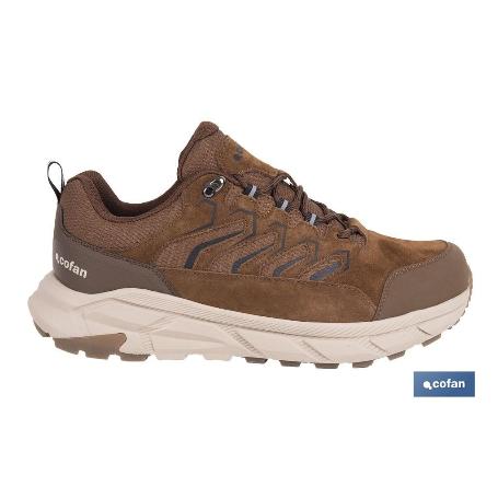 ZAPATILLA DE TREKKING MARRÓN MODELO INFANTO TALLA 42
